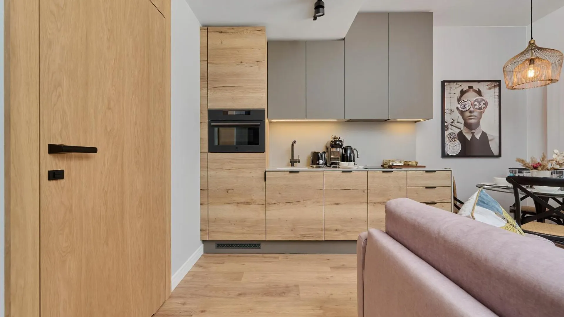 Lux Apartment Plac Wolnosci 6 In Poznan Old Town By Renters Prestige