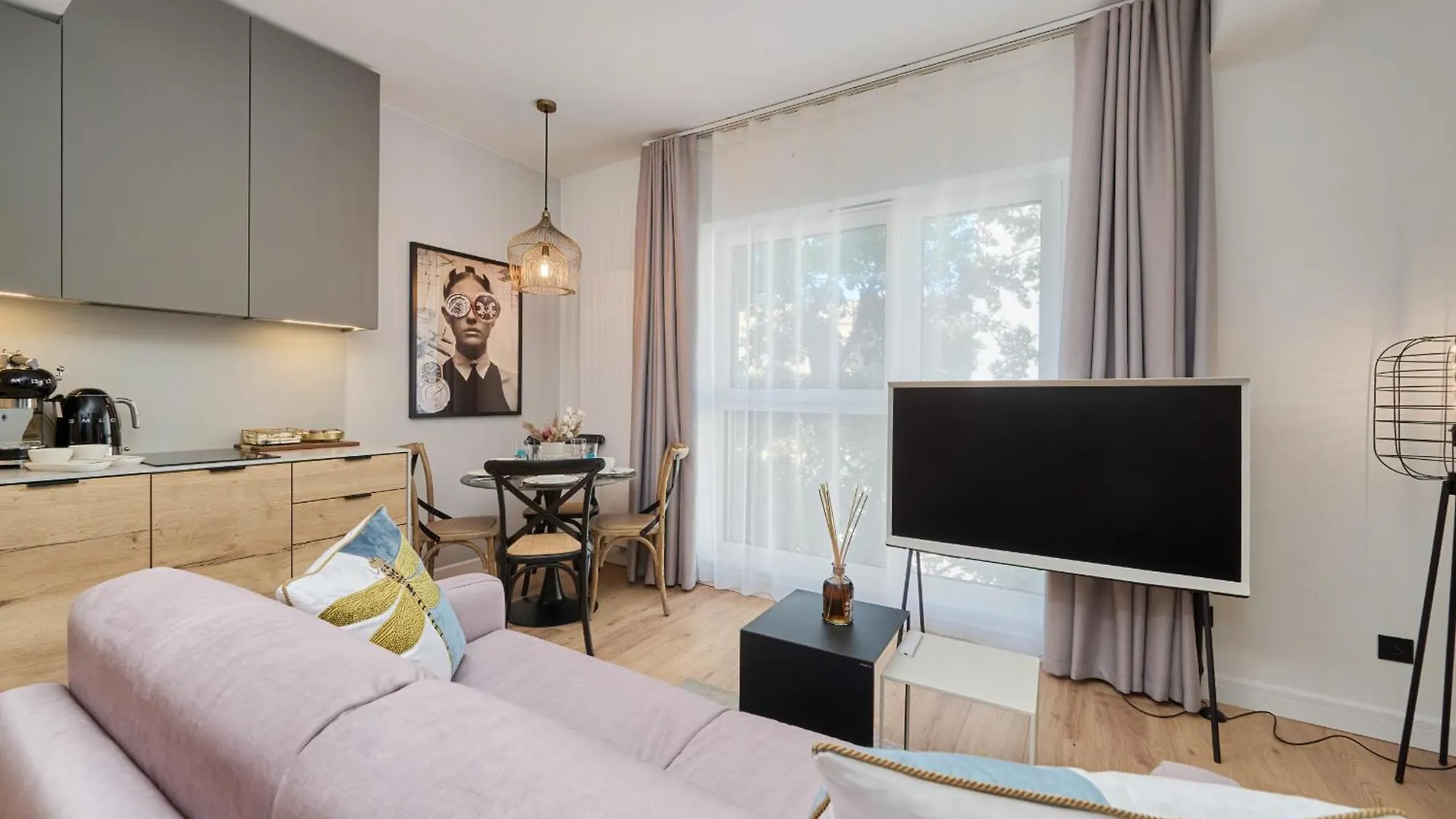 Lux Apartment Plac Wolnosci 6 In Poznan Old Town By Renters Prestige 0*,