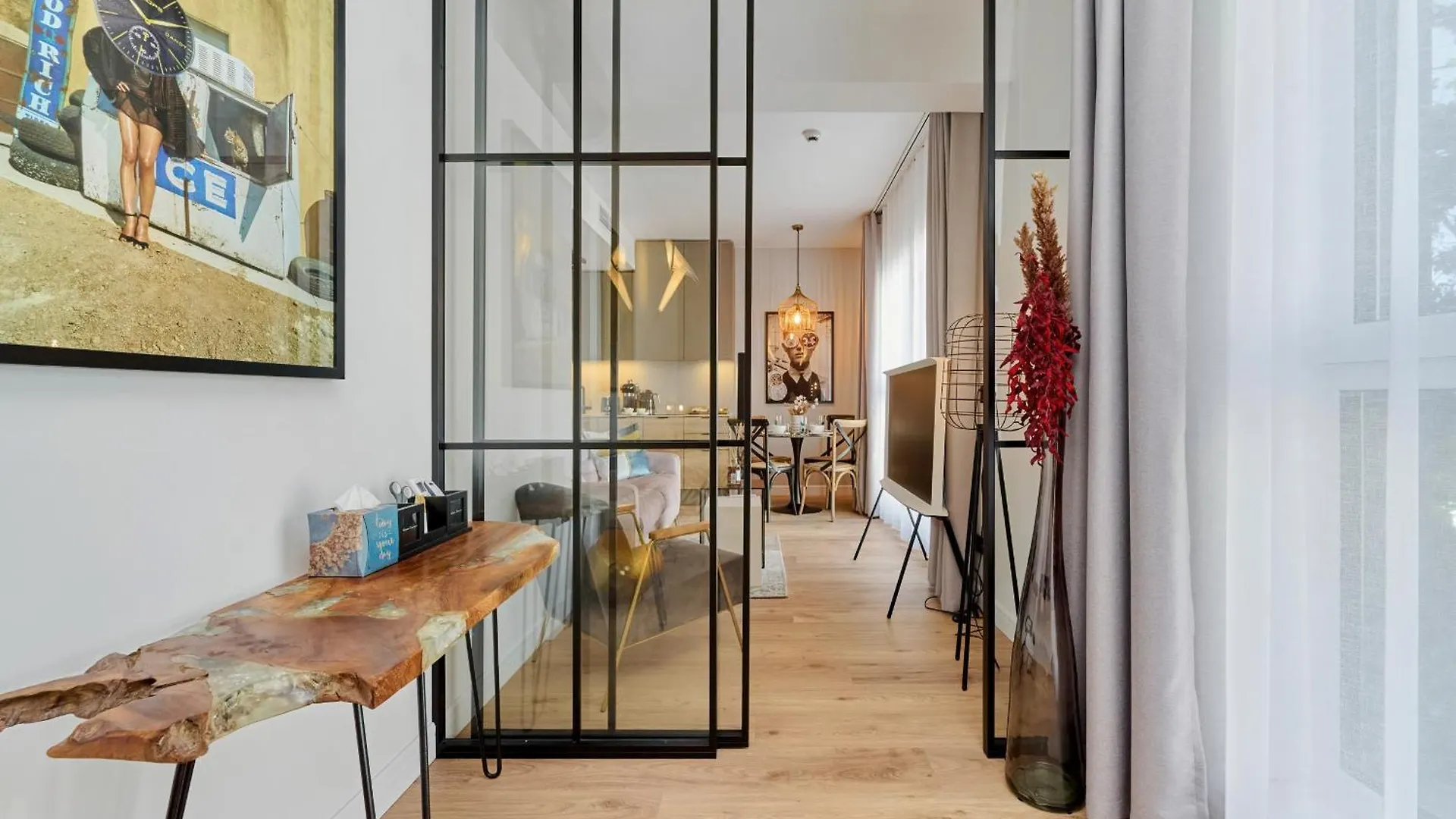 Lux Apartment Plac Wolnosci 6 In Poznan Old Town By Renters Prestige Polska