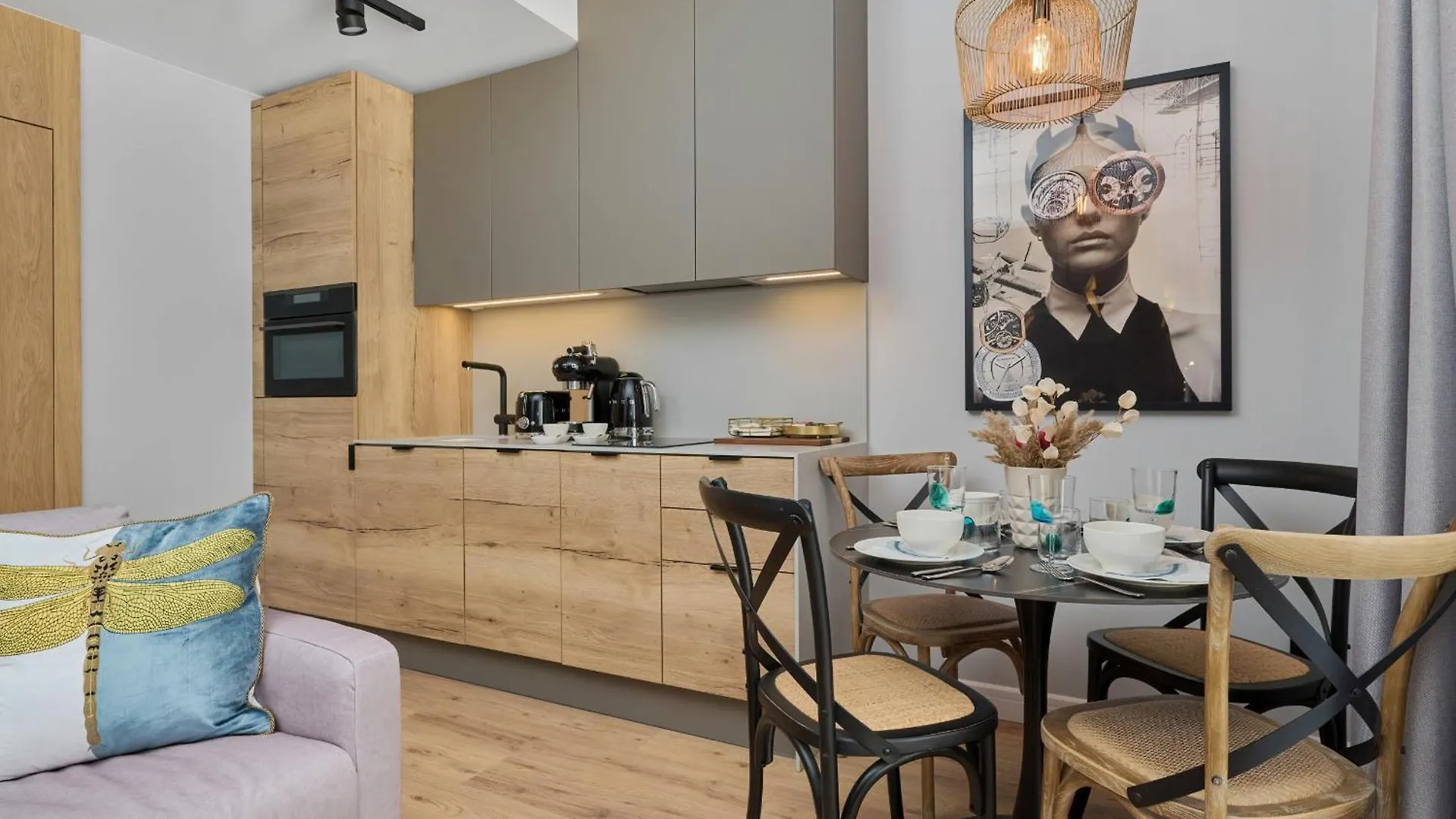 Lux Apartment Plac Wolnosci 6 In Poznan Old Town By Renters Prestige
